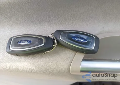 2016 Ford C-Max Hybrid Sel из США, поврежденный, VIN 1FADP5BU3GL105222